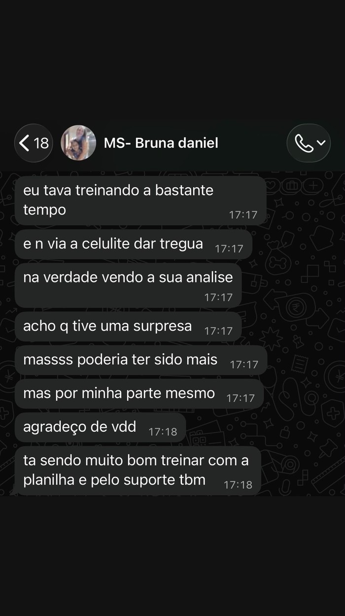 Print de feedback de aluna via WhatsApp
